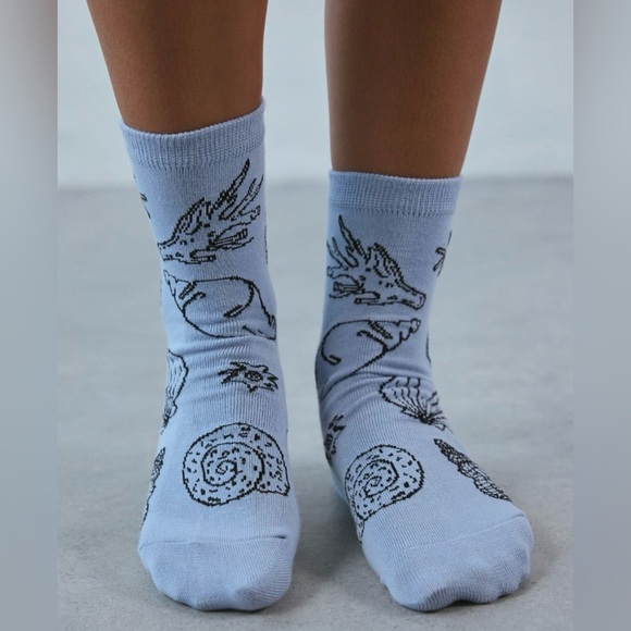 BAGGU Shells Crew Sock - Shells Light Blue - Fits Women’s Size 6-11 - NWT 🐚 - Picture 1 of 4
